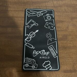 ✈️ Travel Flex Flap Cell Phone Holder✈️